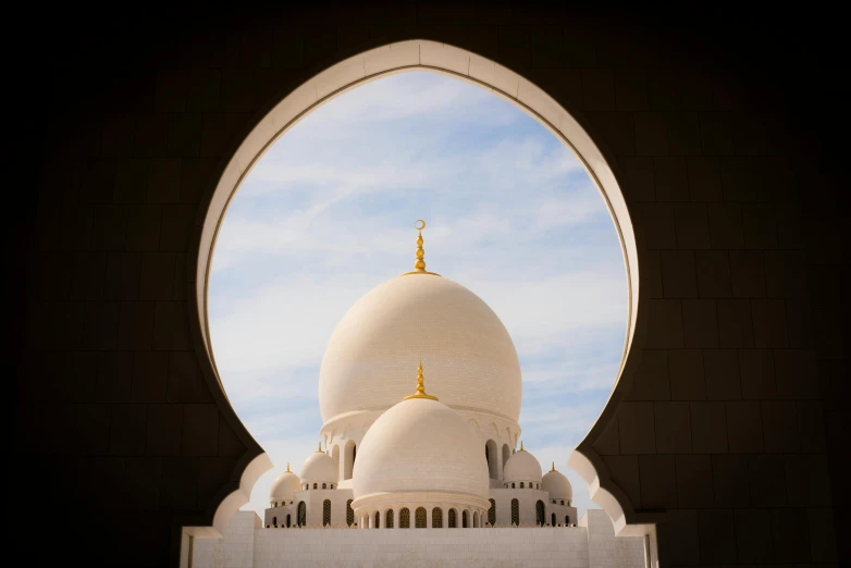 a large white building with a dome on top of it, by Sheikh Hamdullah, pexels contest winner, arabesque, world seen only through a portal, foster and partners, round-cropped, archs