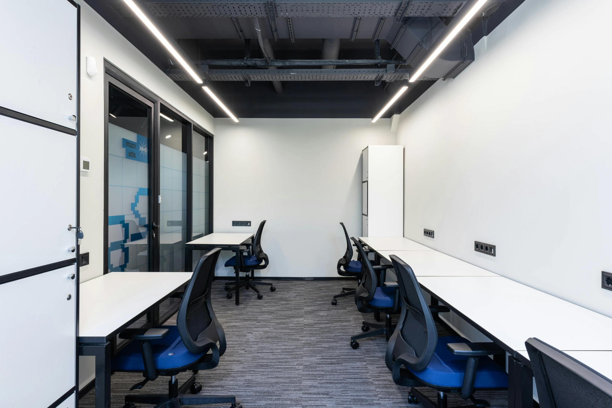 an empty office with desks and chairs, unsplash, hurufiyya, located in hajibektash complex, comfortable atmosphere, uhq, modern minimalist f 2 0