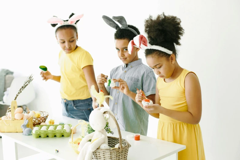 a group of young children standing around a table, by Elaine Hamilton, pexels, with an easter basket, diy, 🐿🍸🍋