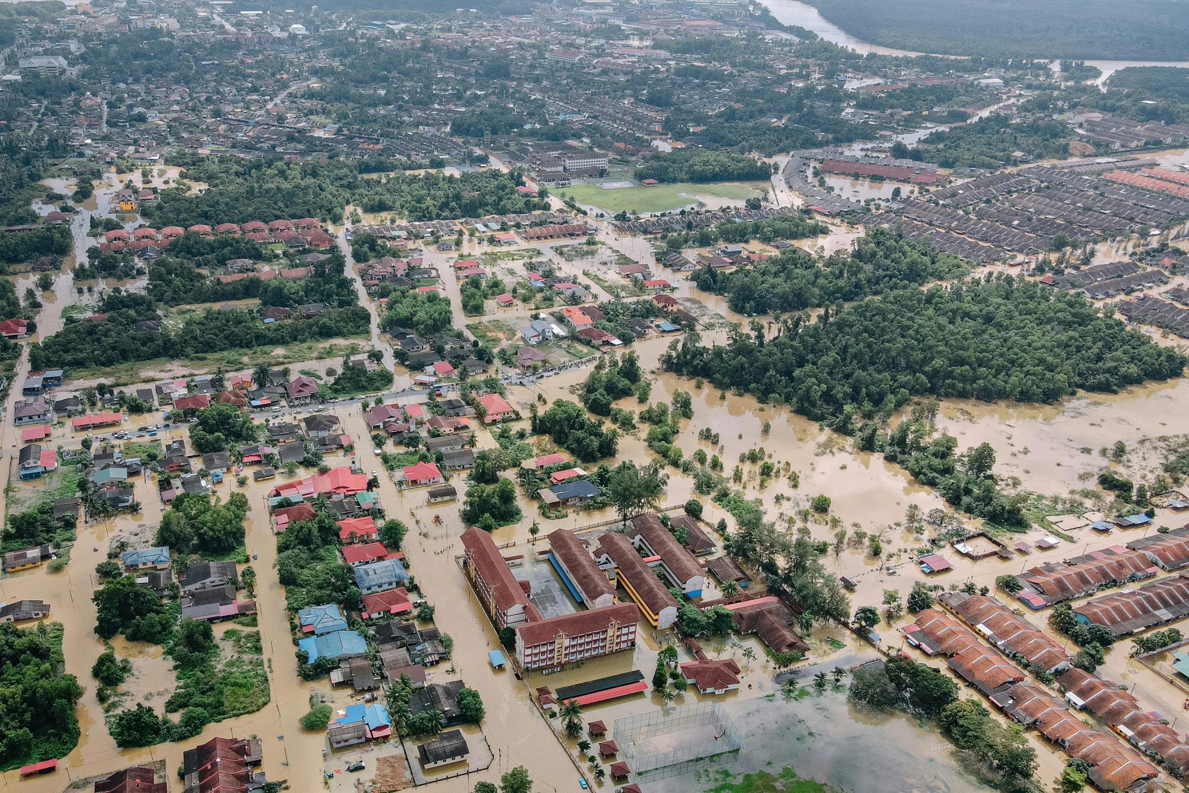 an aerial view of a flooded city, shutterstock, hurufiyya, malaysian, thumbnail, small town surrounding, high quality picture