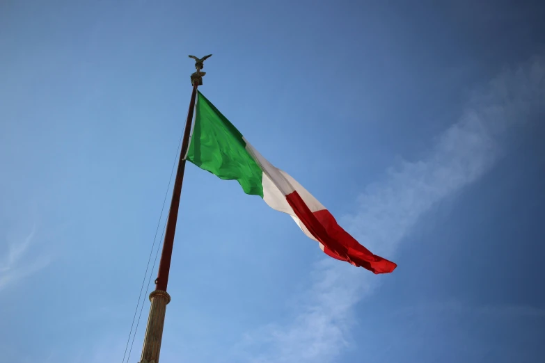 the italian flag is flying high in the sky, by Giorgio De Vincenzi, pexels contest winner, renaissance, square, profile image, extra high resolution, unedited
