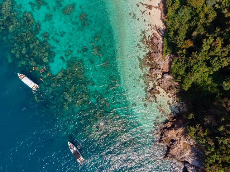 a couple of boats that are in the water, pexels contest winner, tropical reef, flatlay, thumbnail, thailand