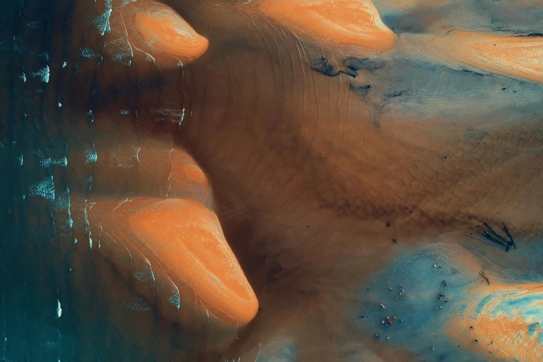 a close up of sand and water in a body of water, by Filip Hodas, pexels contest winner, space art, musk's mars migration program, 15081959 21121991 01012000 4k, orange and teal, intricate and wet oil paint