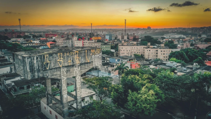 an aerial view of a city at sunset, a matte painting, pexels contest winner, cuba, city + graffiti background, tekkonkinkreet, stacked image