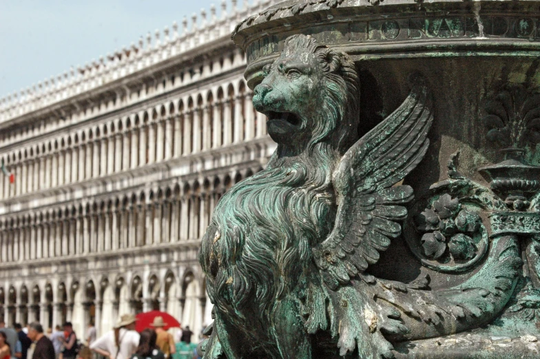 a close up of a statue in front of a building, renaissance, gondolas, black lion with peacock wings, on a pedestal, viridian and venetian red