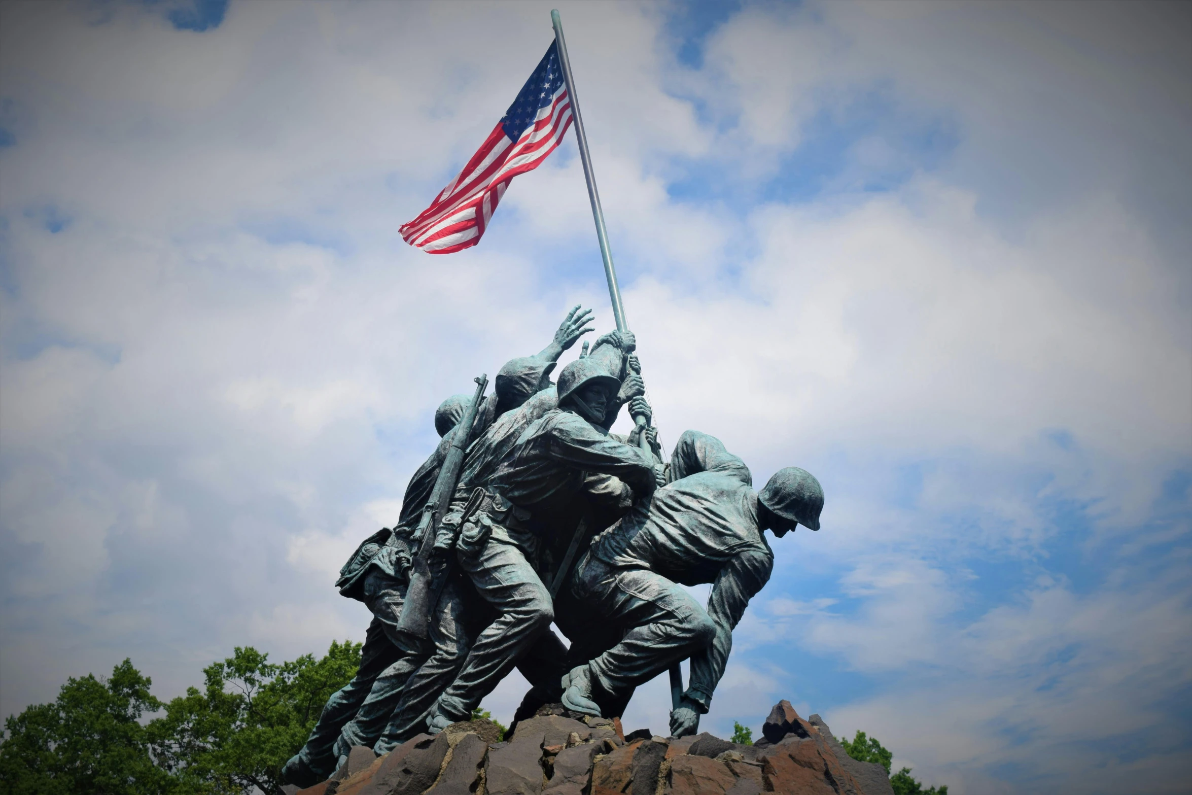 iwowowowo soldiers raising the flag at iwowowowowowowowowowowowowowowowowo, a statue, by Scott M. Fischer, pexels contest winner, marine, snapchat photo, vacation photo, washington dc