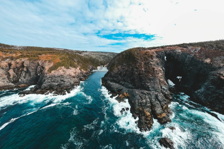 a large body of water next to a cliff, by Ryan Pancoast, pexels contest winner, les nabis, 2 5 6 x 2 5 6 pixels, notan, hziulquoigmnzhah, victoria siemer