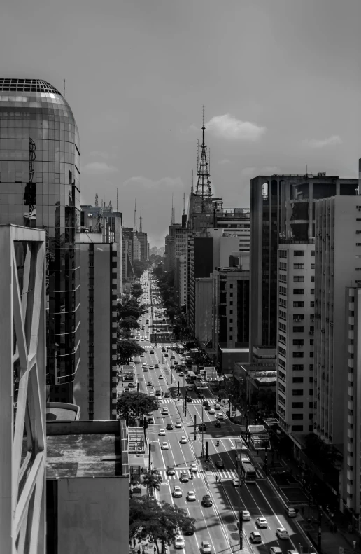 a black and white photo of a city street, by Manuel Franquelo, sao paulo in the year 2 0 7 0, são paulo, high towers, ese