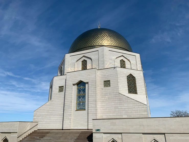 a large white building with a gold dome, pexels contest winner, mausoleum, star roof, reykjavik junior college, thumbnail