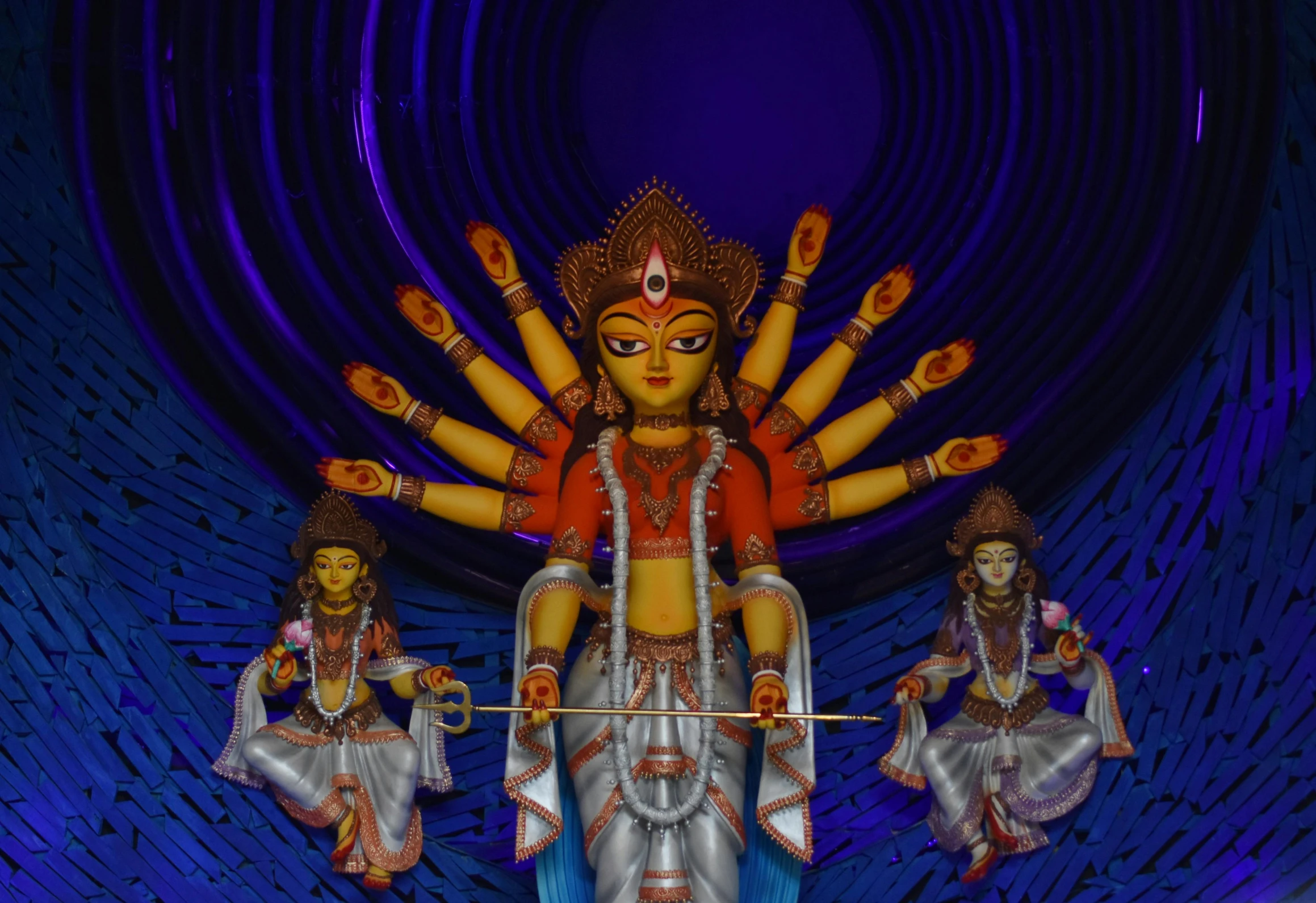 a close up of a statue of a woman, pexels contest winner, psychedelic art, cybertronic hindu temple, arms spread wide, avatar image, family photo