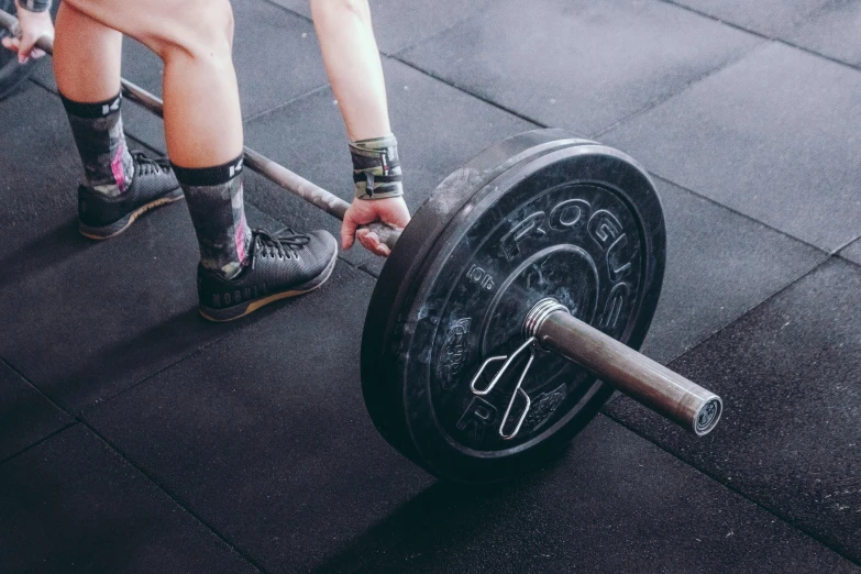 a close up of a person lifting a barbell, pexels contest winner, aged 13, avatar image, manuka, 🦩🪐🐞👩🏻🦳