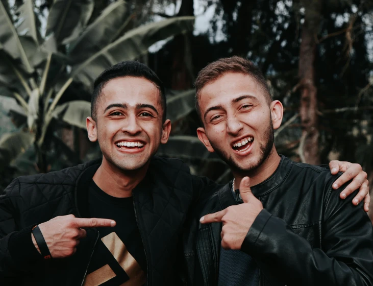 a couple of men standing next to each other, pexels contest winner, antipodeans, smileing nright, avatar image, instagram picture, pablo carpio and jordan grimmer