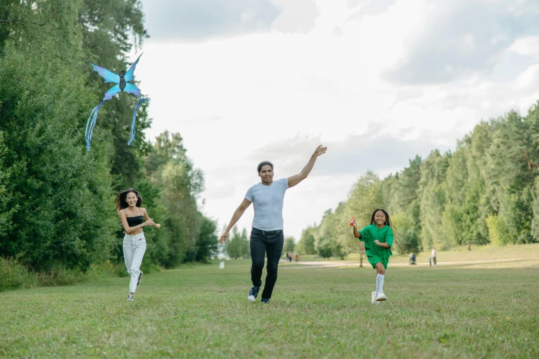 a family flying a kite in a park, by Ilya Ostroukhov, pexels contest winner, hurufiyya, avatar image, a still of a happy, tjalf sparnaay 8 k, casual game