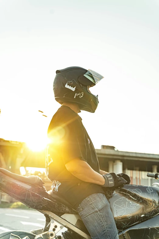 a person riding a motorcycle on a city street, looking off into the sunset, snout under visor, profile image, hero