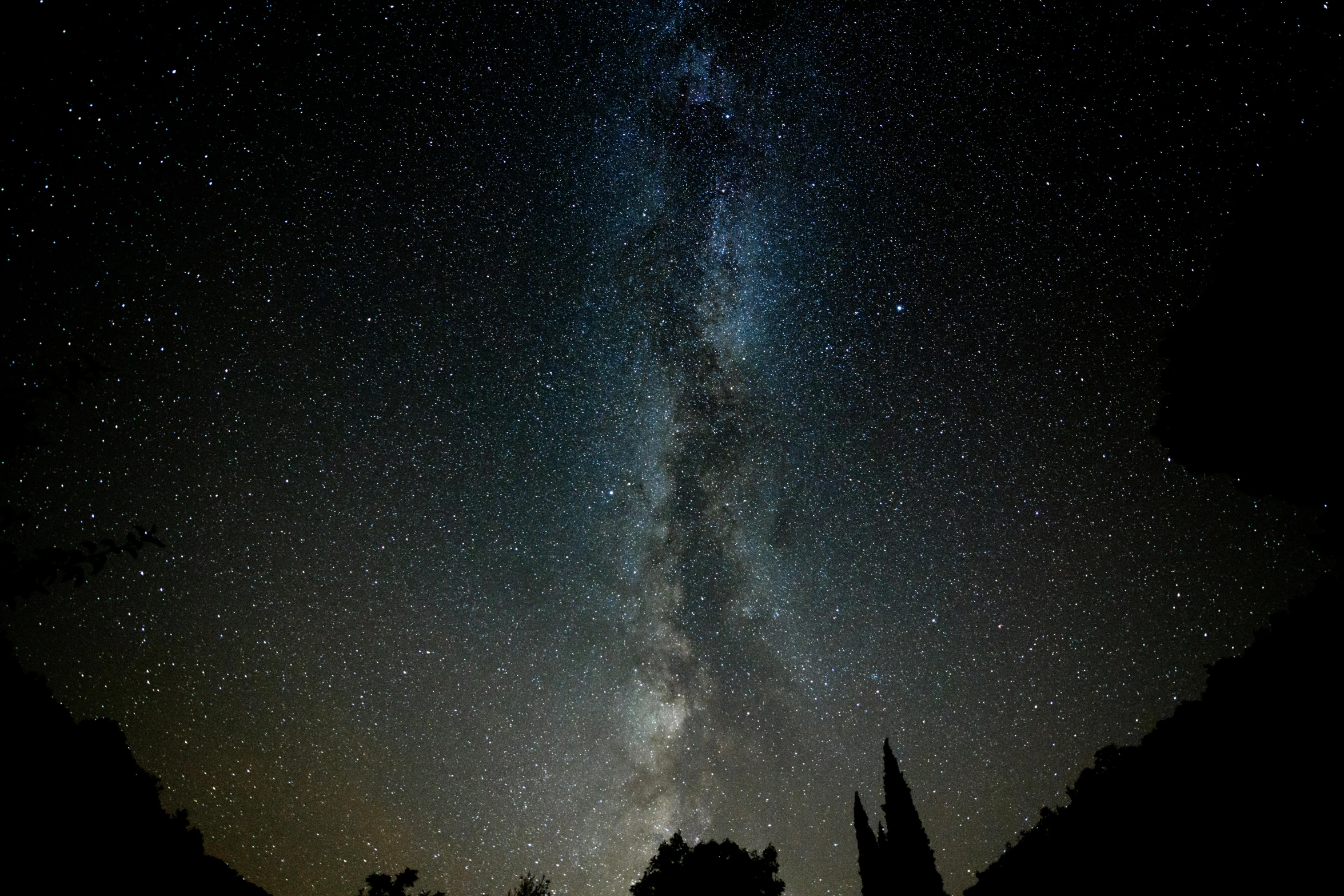 the milky shines brightly in the night sky, by Joe Bowler, pexels contest winner, mid view, long view, extremely high details, ash thorp