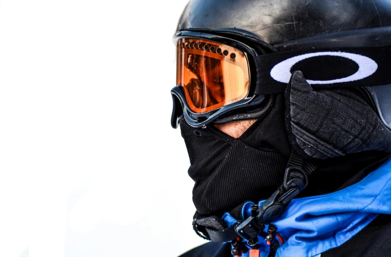 a close up of a person wearing a helmet and goggles, by Adam Marczyński, pexels contest winner, ski mask, avatar image, profile image, full body close-up shot