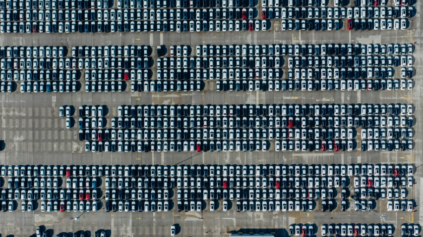 a parking lot filled with lots of parked cars, by Tobias Stimmer, unsplash, auto-destructive art, square, dezeen, chicago, terminals