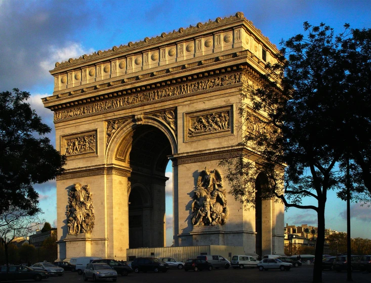 a very tall arch in the middle of a city, neoclassicism, slide show, fan favorite, andre le notre, square