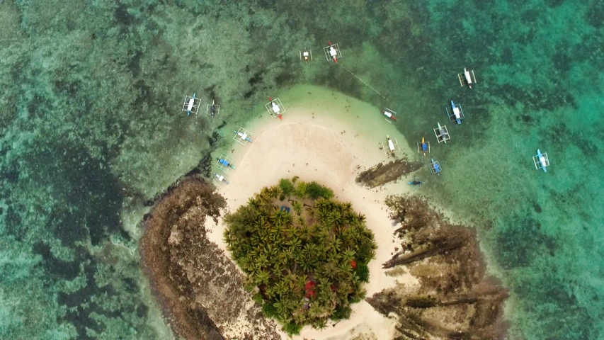 a small island in the middle of the ocean, by Robbie Trevino, pexels contest winner, renaissance, white beaches, boats in the water, top down perspecrive, 🦩🪐🐞👩🏻🦳