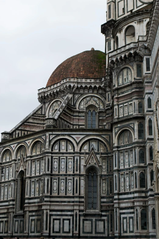 a tall building with a clock on top of it, by Michelangelo, pexels contest winner, renaissance, 2 5 6 x 2 5 6 pixels, with great domes and arches, florentine school, exterior