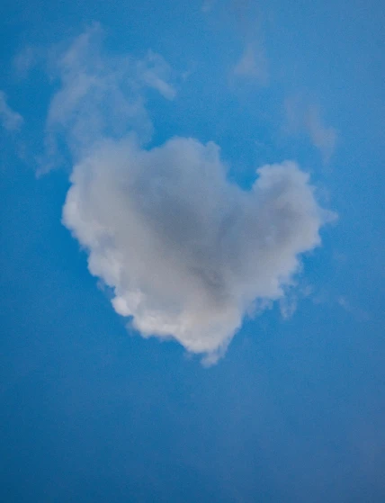 a heart shaped cloud in a blue sky, by Jan Rustem, unsplash, lgbtq, 15081959 21121991 01012000 4k