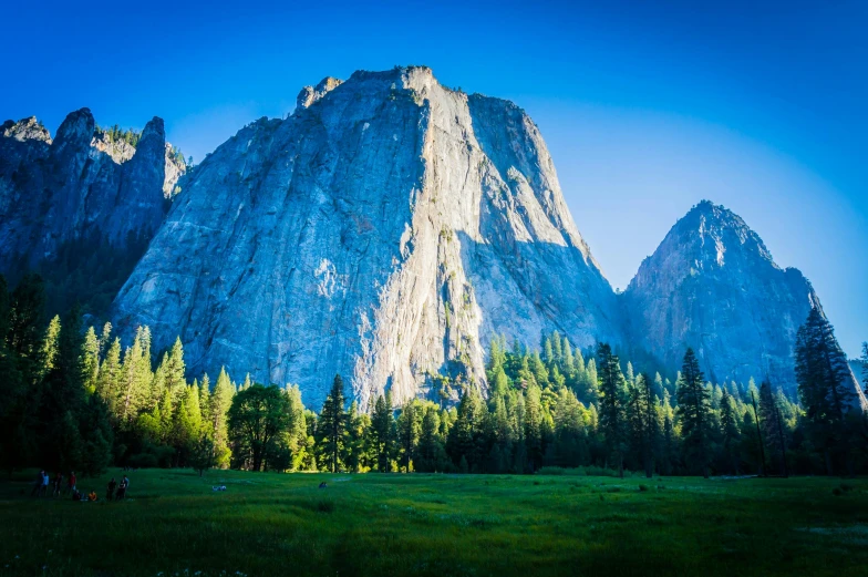 yosemite national park, yosemite national park, yosemite national park, yosemite national park, yosemite national, by Peter Churcher, unsplash contest winner, lush green meadow, tall stone spires, late summer evening, computer wallpaper