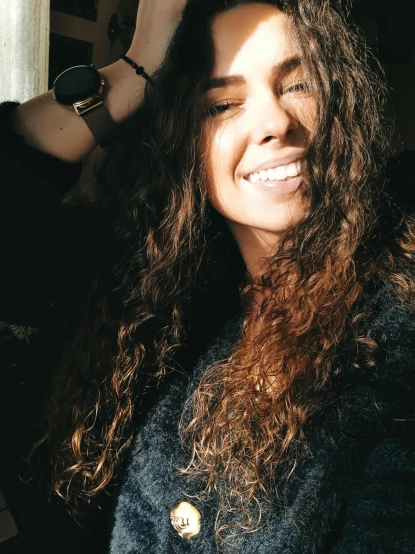 a woman getting her hair done by a hair stylist, by Olivia Peguero, pexels contest winner, hurufiyya, dark short curly hair smiling, 🤤 girl portrait, morning sunlight, girl with long hair