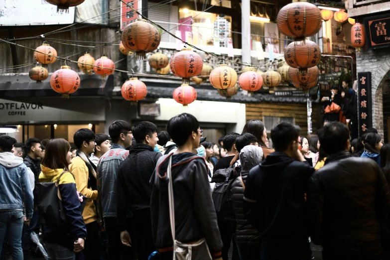 a group of people that are standing in the street, pexels, mingei, like jiufen, cai xukun, 2 5 6 x 2 5 6 pixels, hanging lanterns