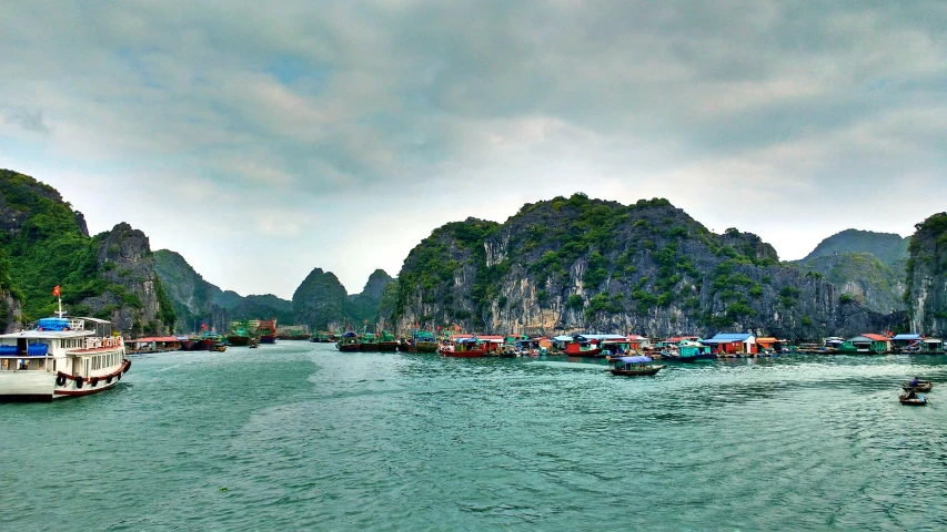 a number of boats in a body of water, pexels contest winner, vietnam, fan favorite, panoramic, unedited