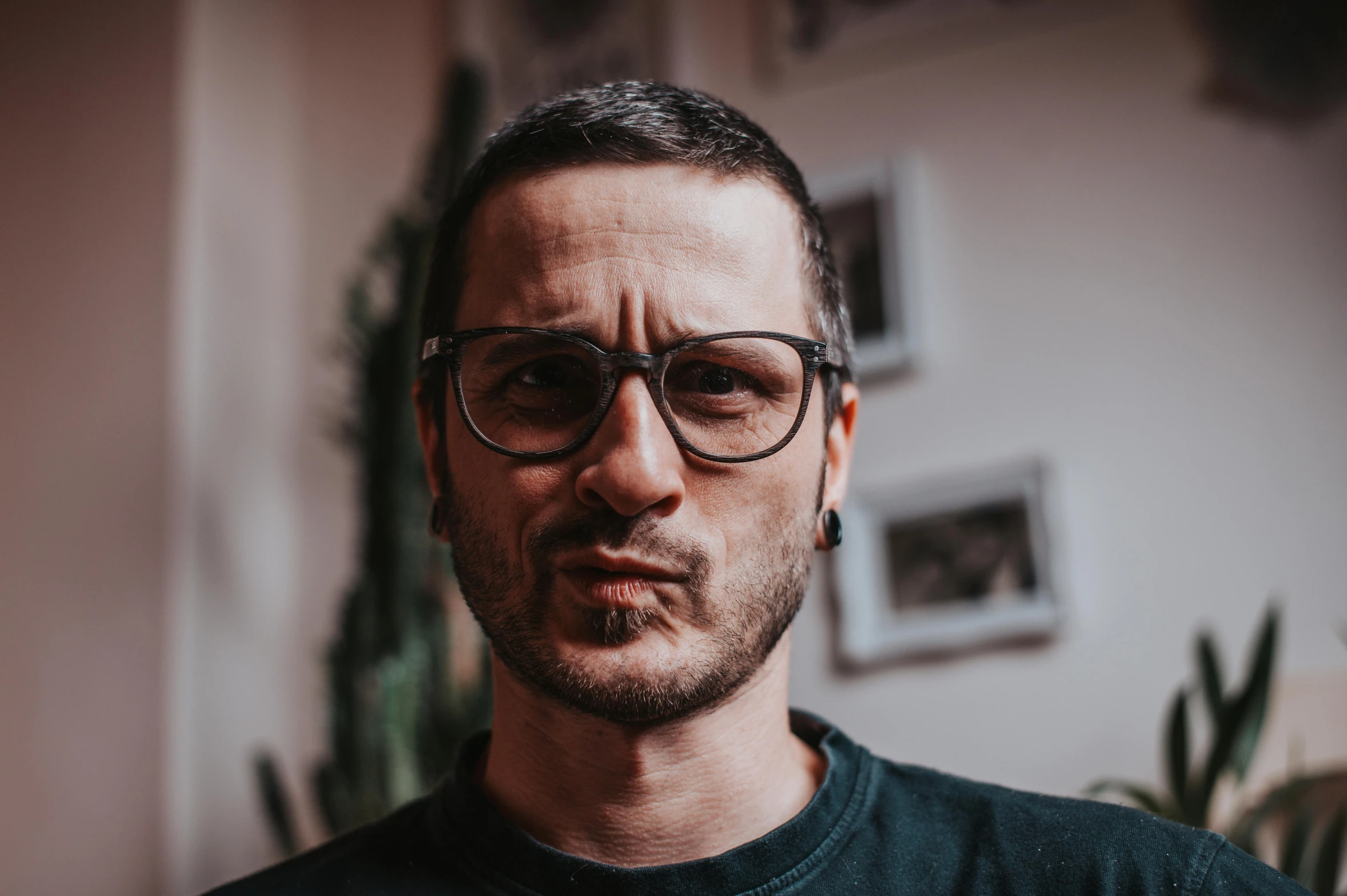 a close up of a person wearing glasses, a character portrait, pexels contest winner, antipodeans, portrait close up of guy, vinny vinesauce, low iso, mid - 3 0 s aged