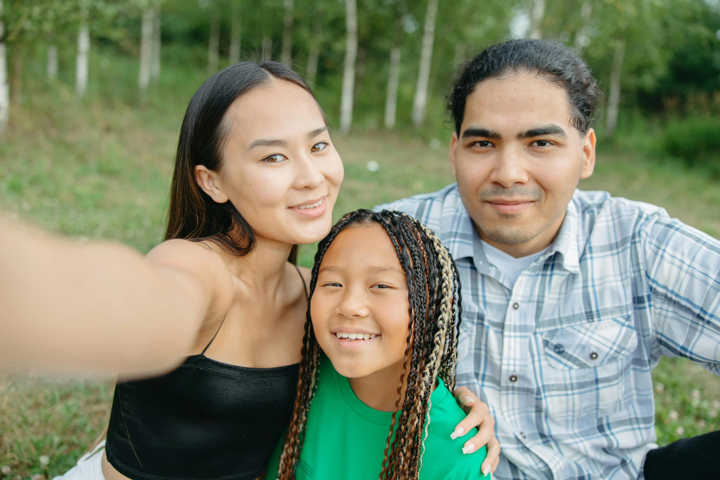 a man and woman taking a selfie with a young girl, unsplash, avatar image, inuit, beauty, husband wife and son