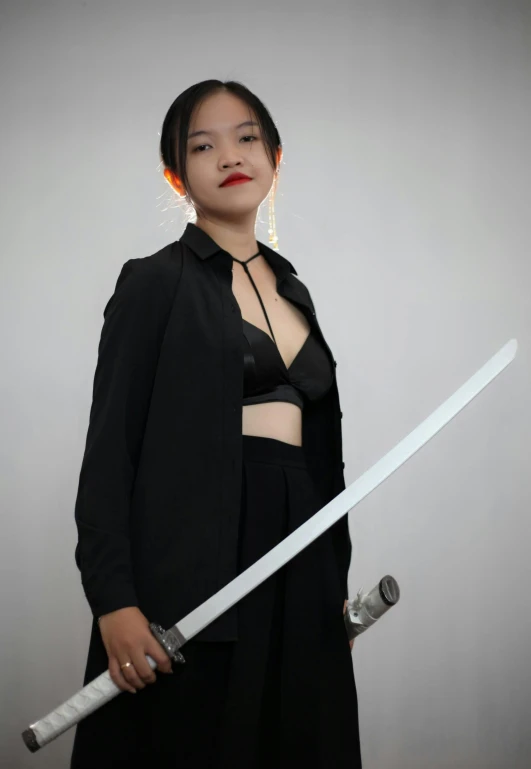 a woman in a black outfit holding a sword, inspired by Ren Xiong, unsplash, gordon freeman as a woman, 王琛, style of hajime sorayama, half body photo