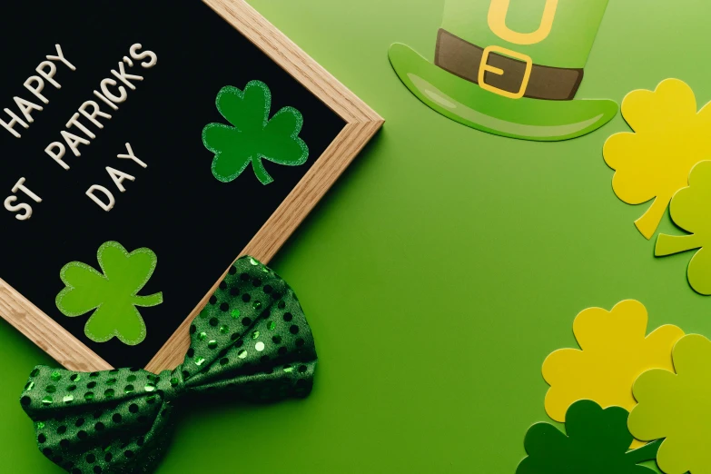 a chalk board that says happy st patrick's day, trending on pixabay, 15081959 21121991 01012000 4k, various items, bows, background image