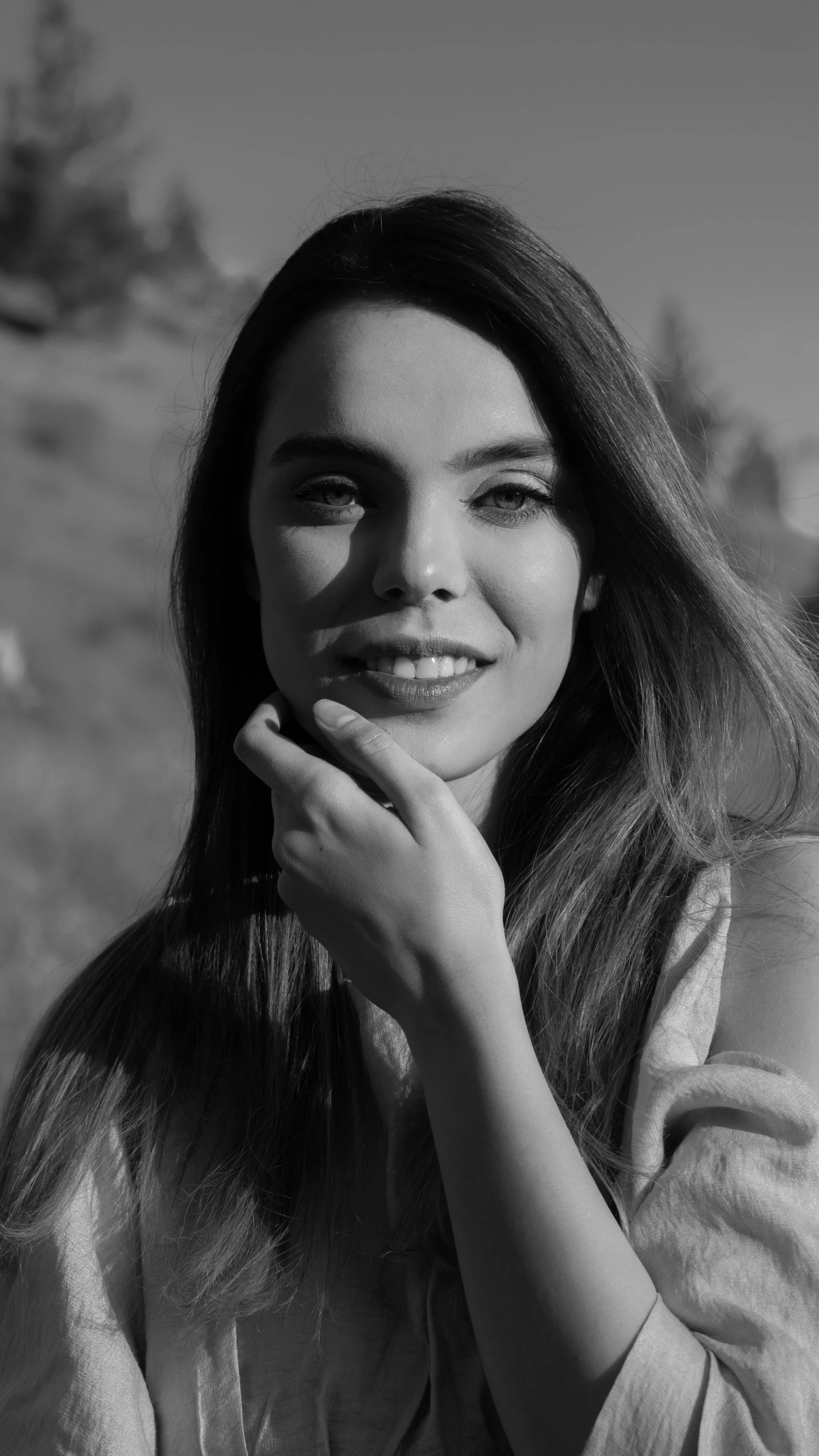 a black and white photo of a woman smiling, pexels contest winner, dressed anya taylor - joy, afternoon sun, orelsan, 15081959 21121991 01012000 4k