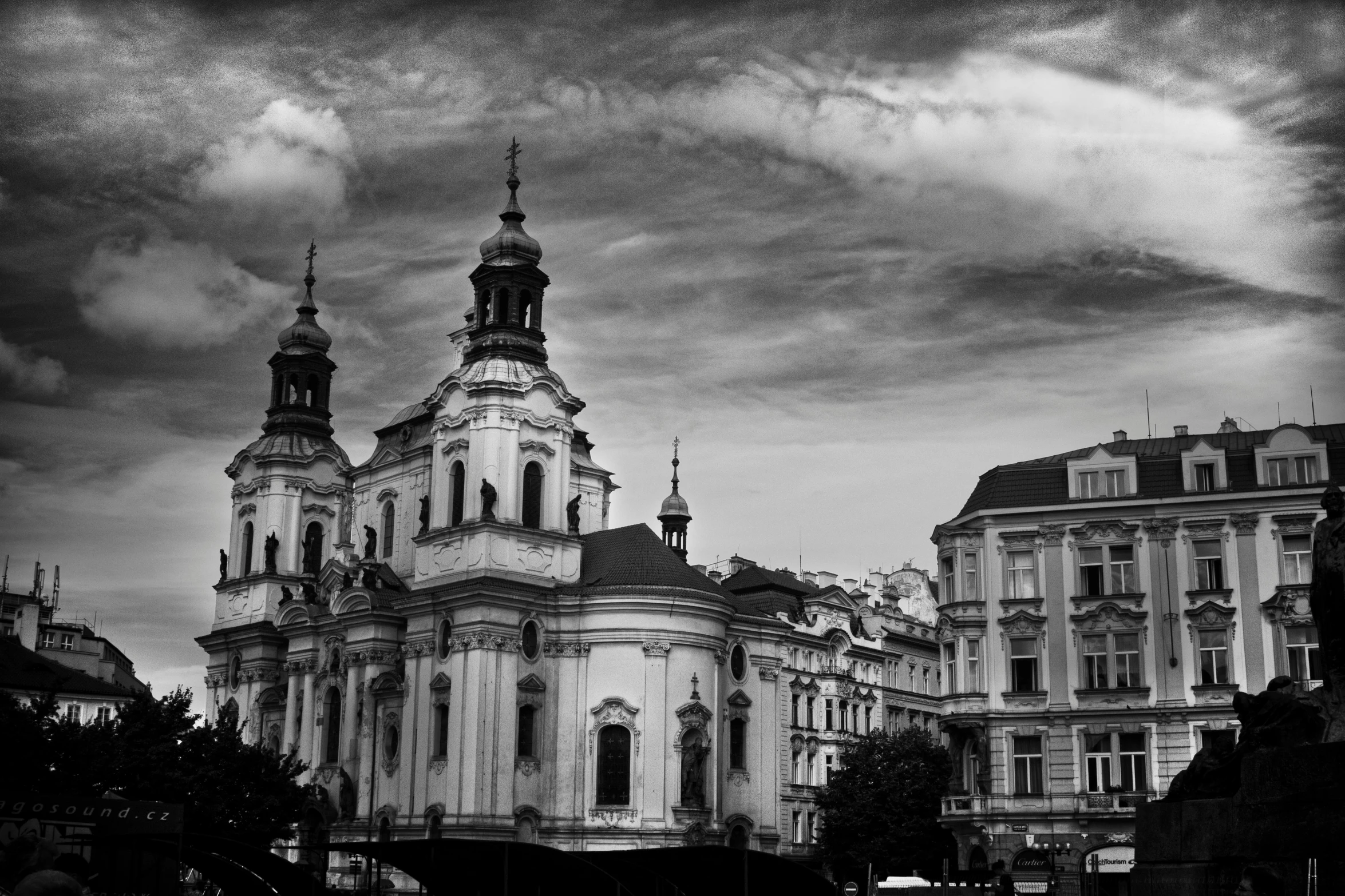 a black and white photo of a church, a black and white photo, by Antoni Brodowski, pexels contest winner, baroque, square, city panorama, july 2 0 1 1, marketsquare