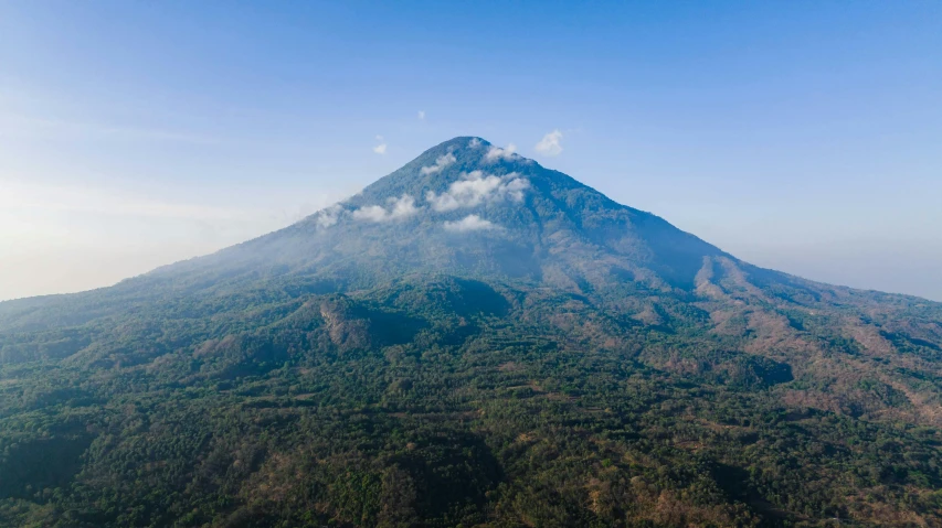 there is an image taken from the air of a mountain