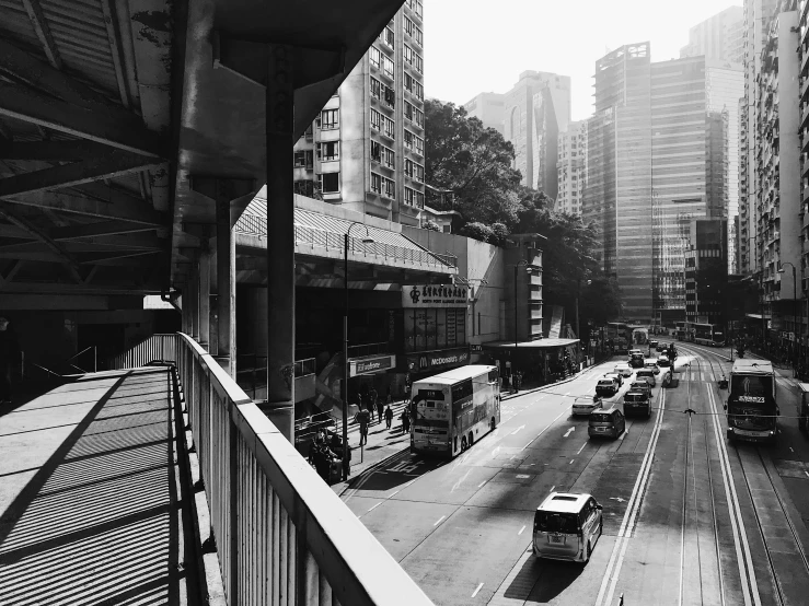 a cityscape with traffic and buildings and lots of traffic