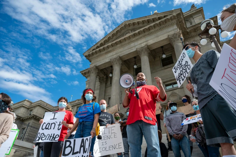 a group of people holding signs in front of a building, george floyd, high resolution image, capitol riot, thumbnail