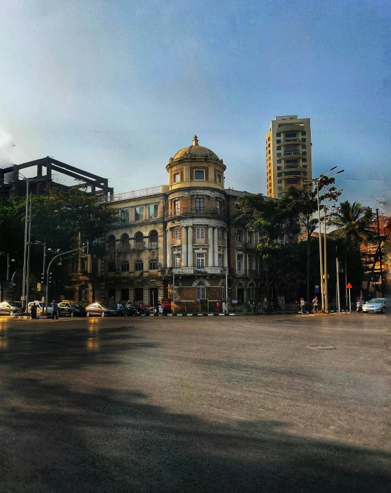 a large old building in a city