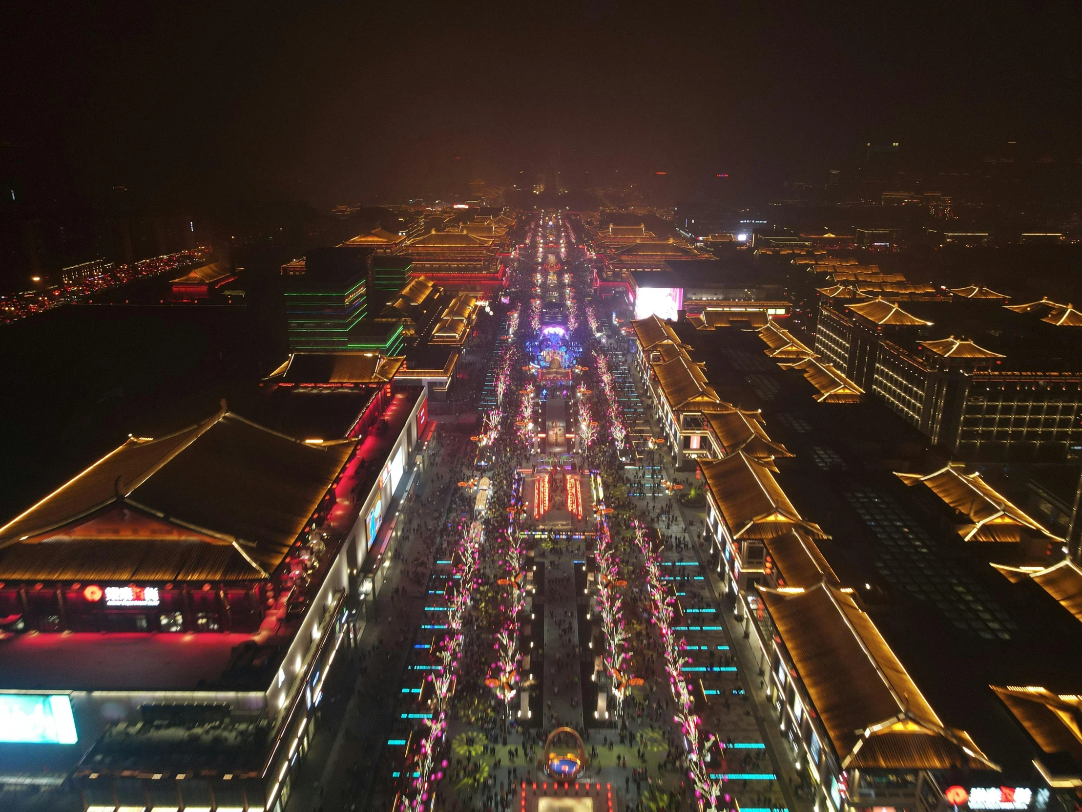 city street in the middle of night at its very best