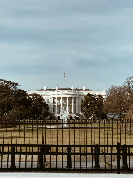 view of the white house from across the street