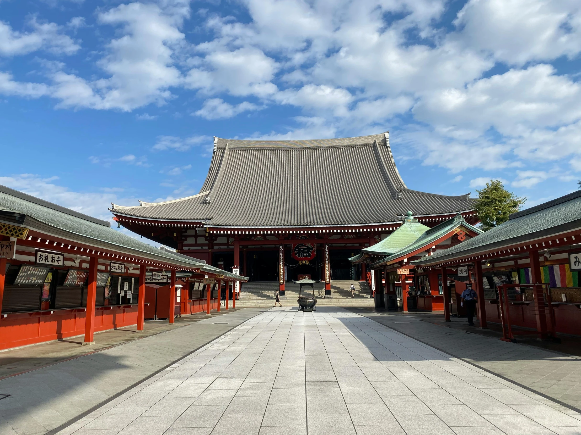 a large outdoor courtyard of a chinese shrine