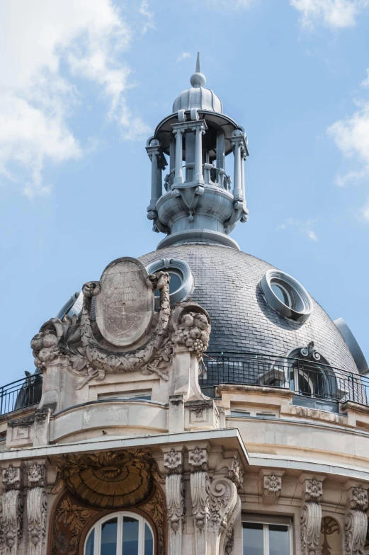 a dome with some windows on the side of it