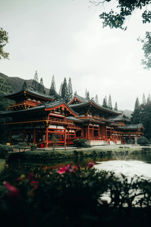 a po of a building that looks like a chinese house