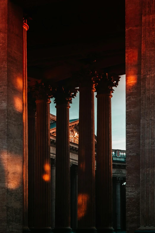 there is a group of pillars in the building