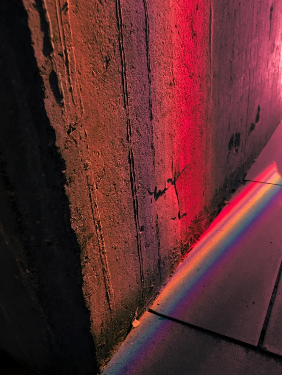 this is a view of a sidewalk light in the middle of a building