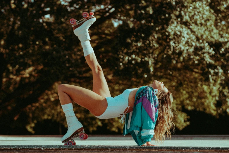 a women who is doing a cartwheel balance