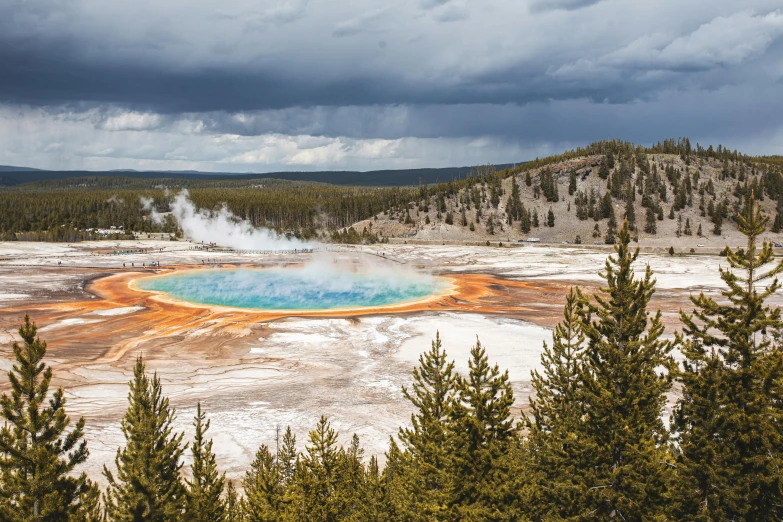 the  springs are blue and brown on a cloudy day