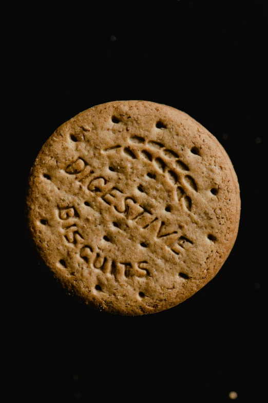 an oreo cookie that says i love you on it