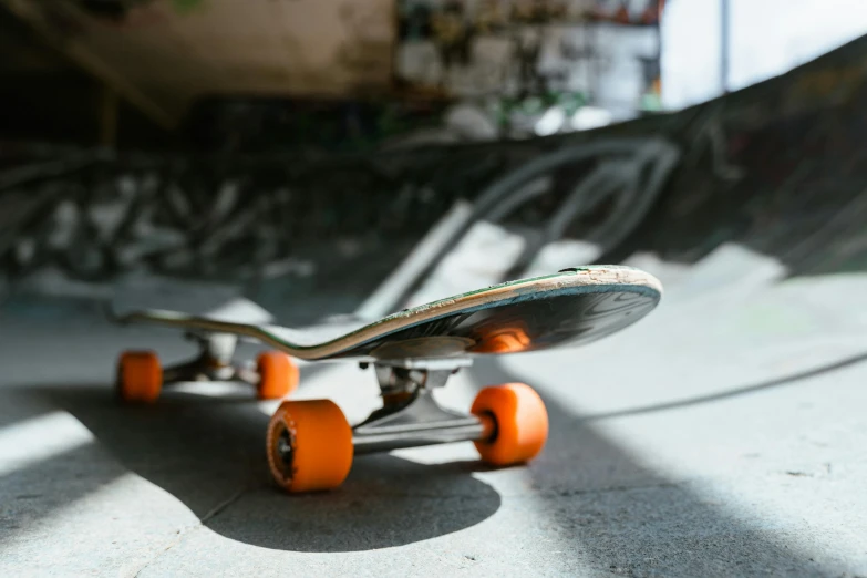 close up po of the top of a skateboard